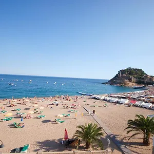 Lets Holidays Apartment